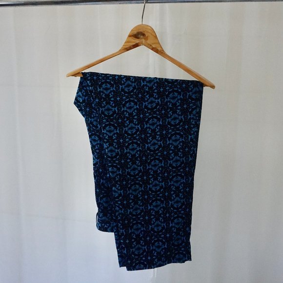 ASOS Curve Blue & Black Mandala Flowy Pant - Picture 1 of 3